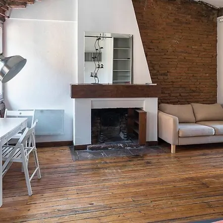 Le Nid De La Daurade