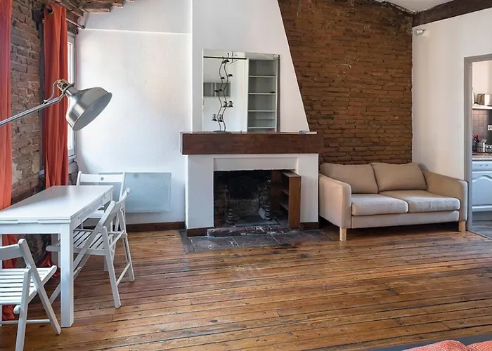 Le Nid De La Daurade